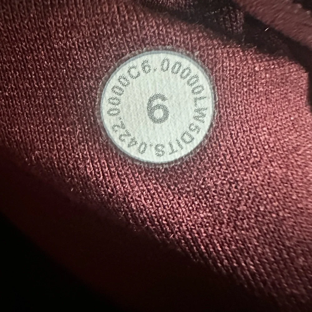 Lululemon Athletica Red Merlot Align High-Rise Pants Size 6 NWT 28” - Picture 9 of 12